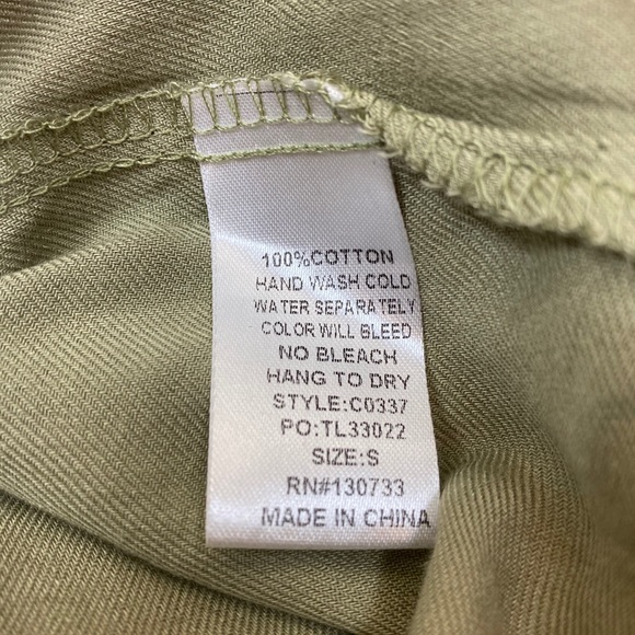 Altar’d State Off Shoulder Floral Embroidered Top - Picture 5 of 9